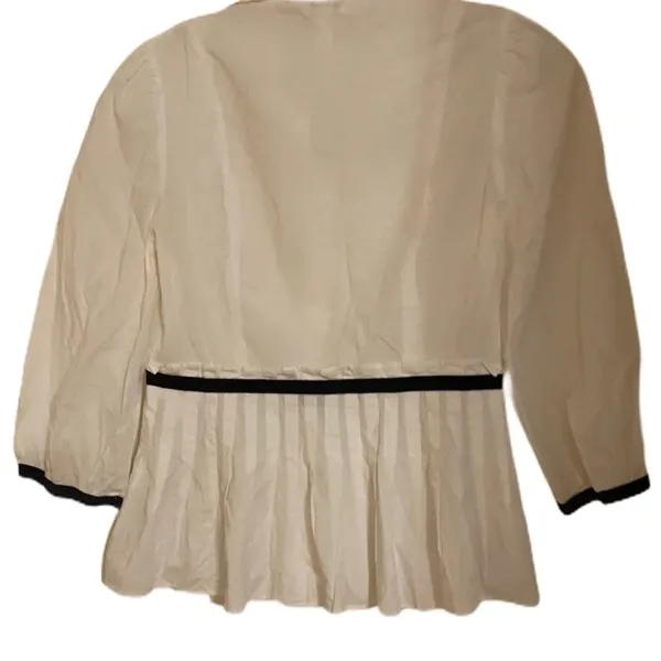 J Lo White Blouse - Image 3
