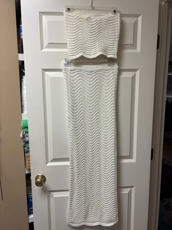 Beginning Boutique wave knit maxi skirt and top - Image 3
