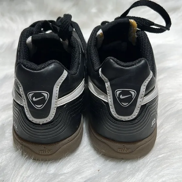 Adidas NIKE TIEMPO INDOOR SOCCER/CASUAL SNEAKERS ‎ SIZE 8.5. B87 - Image 8