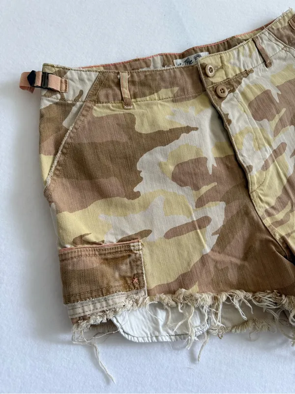 Free People Commander Cutoff Camo Raw Hem Cargo High Rise Shorts Desert Combo 12 - Image 8