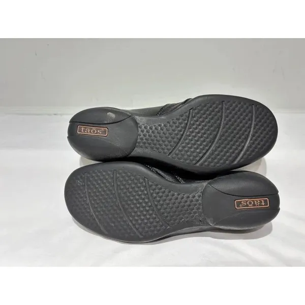 Taos black leather comfort loafers Size 8.5 - Image 9