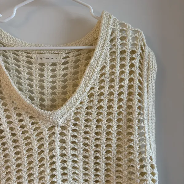 By Together Cream Knit Sleeveless Top - Image 2