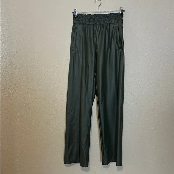 OFFLINE by Aerie Real Luxe Wide‎ Leg Faux Leather Pants Olive Green Size XS - Image 2