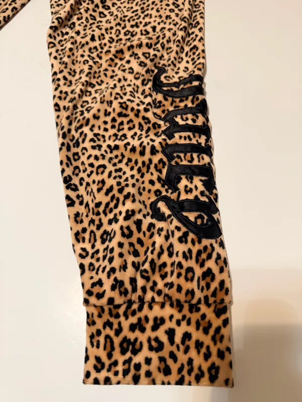 Juicy Couture leopard print soft velour lounge pant, pull up elastic waist, sz L - Image 10