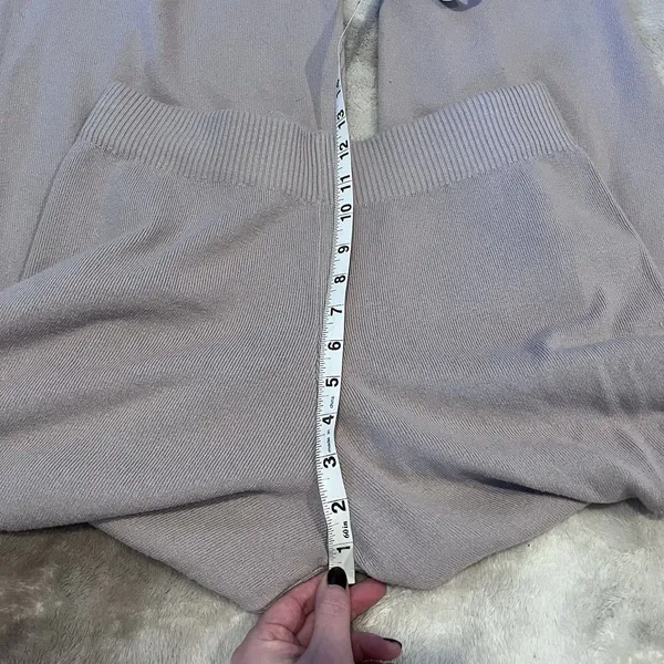 Sioni Sweater Pants Size M Wide Leg Pull On Lounge Leisure Quiet Luxury Neutral - Image 4