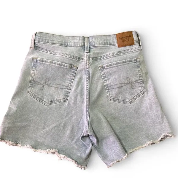 Levi's Denizen light wash denim shorts  - Image 2
