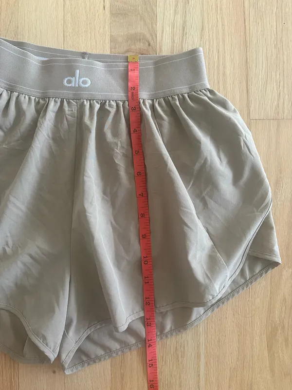 Alo Yoga Match Point Short - Image 5