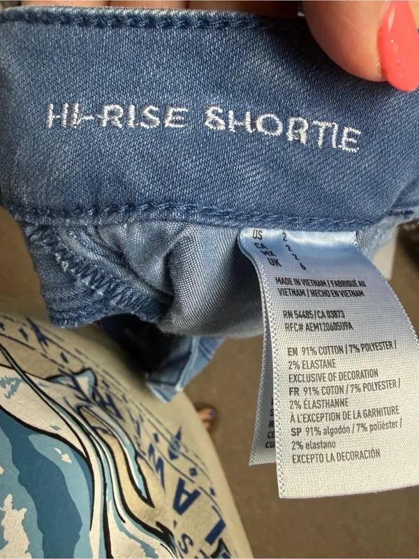 American Eagle Hi-Rise Shortie Denim Shorts Medium Wash Size 2 - Image 2