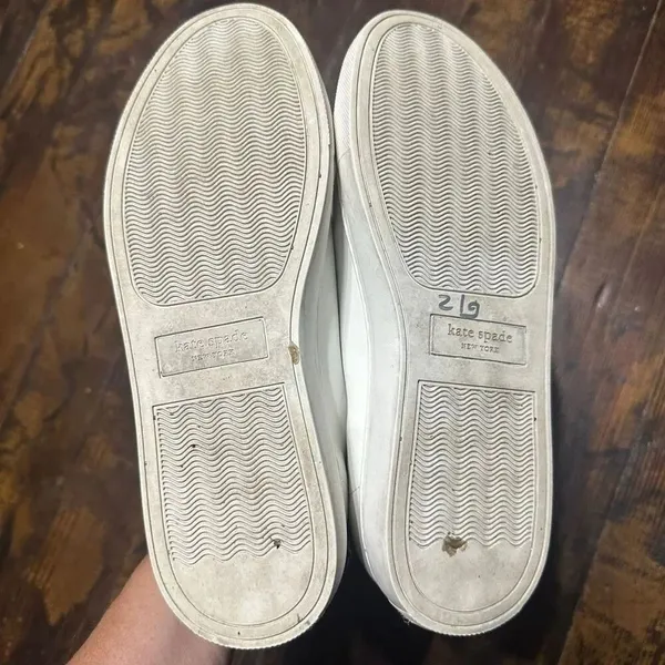 Kate Spade perforated spade gold detail luxe lace up size 8 sneakers - Image 3