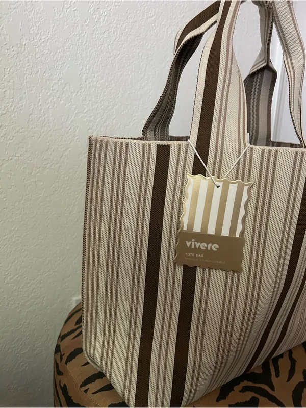 NEW Vivere Striped Reusable Woven Tote Bag - Image 2