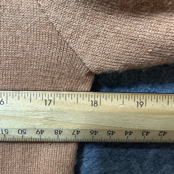Vintage 60s 70s Owen Originals Elephant Appliqué V-Neck Sweater Tan Novelty Golf - Image 3