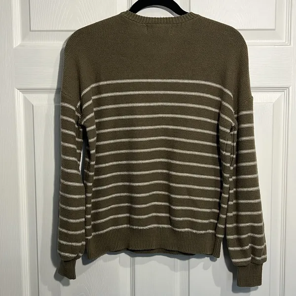 Marled Women's Striped Brown and Ivory Knit Sweater Size Large. - Image 6