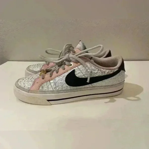 Nike Women’s Court Legacy Serena Williams Design Crew White Sneakers‎ Size 6.5 - Image 3