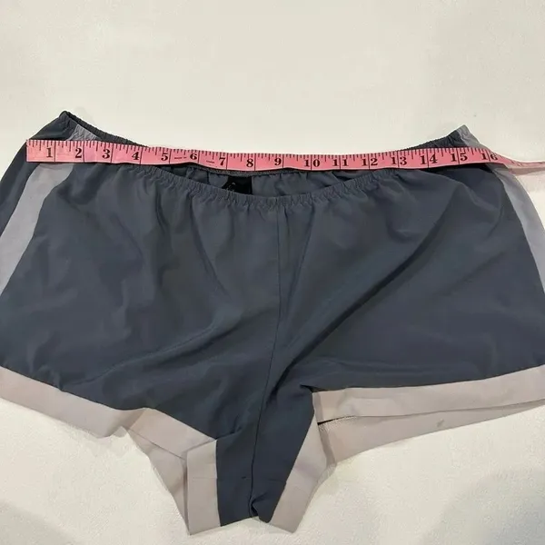 Victoria sercet Gray Colorblock Athletic Running Shorts Women’s Medium - Image 6
