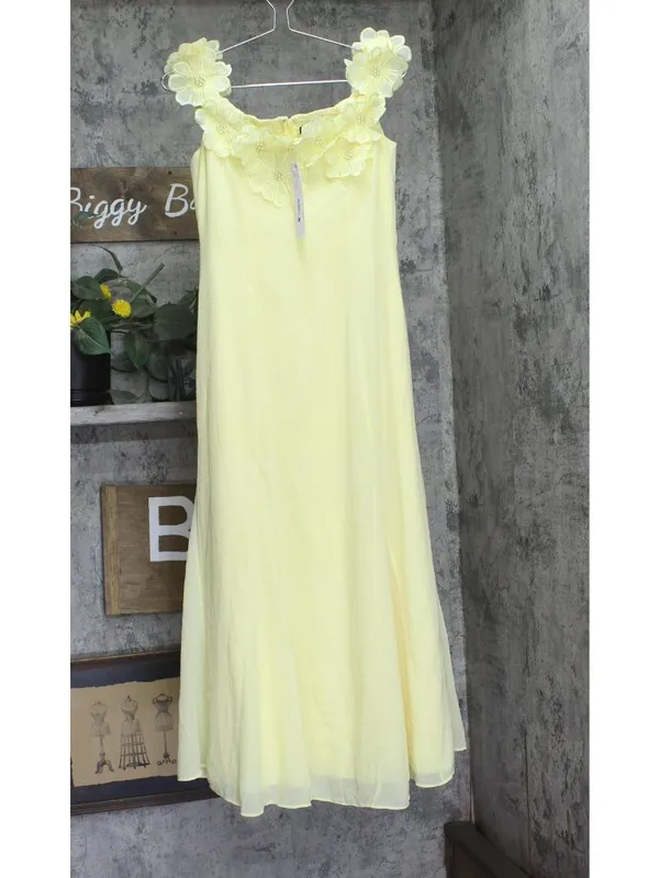 NWT Aqua Applique Floral Off-the-Shoulder Midi Dress IDO14647 Butter yellow M - Image 2