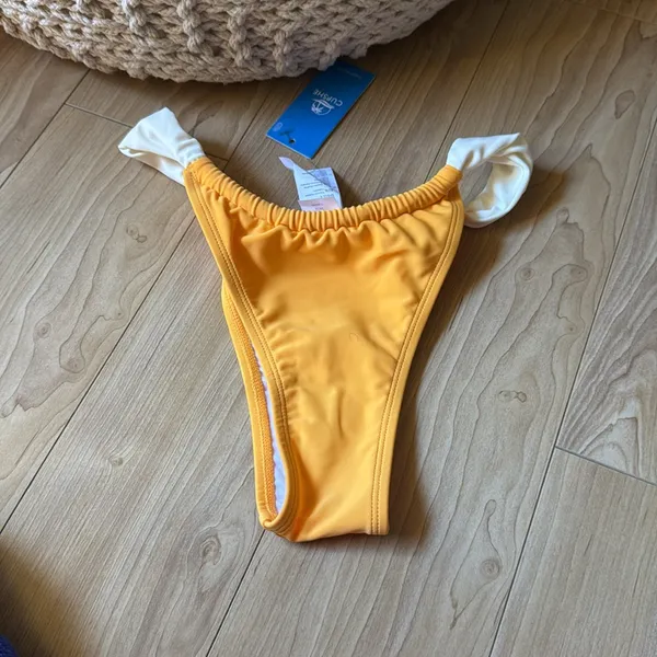 Cupshe orange bikini bottom - Image 2