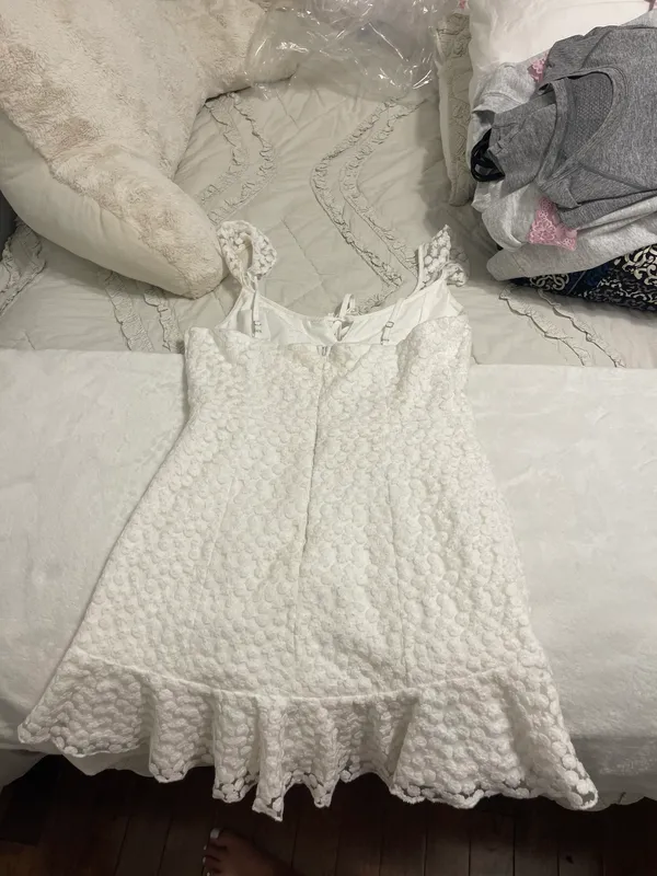 Selfie Leslie Shenay Ruffle Strap Embroidered Mini Dress White - Image 4