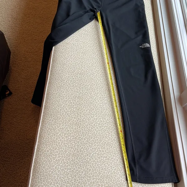 The North Face Vapor Wick Athletic Pants - Image 12