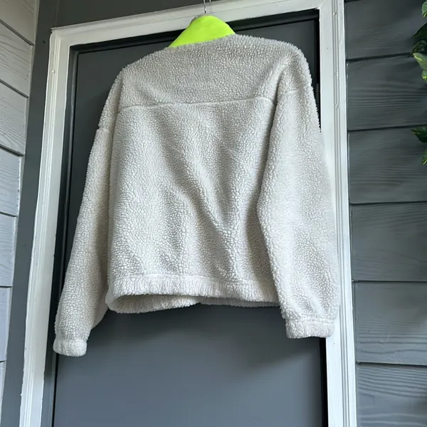Old Navy Jacket - Image 2