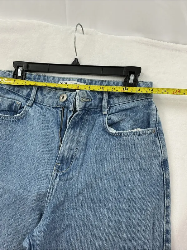 Zara High-Rise Straight Jeans - Light Blue Wash 035 - Image 5