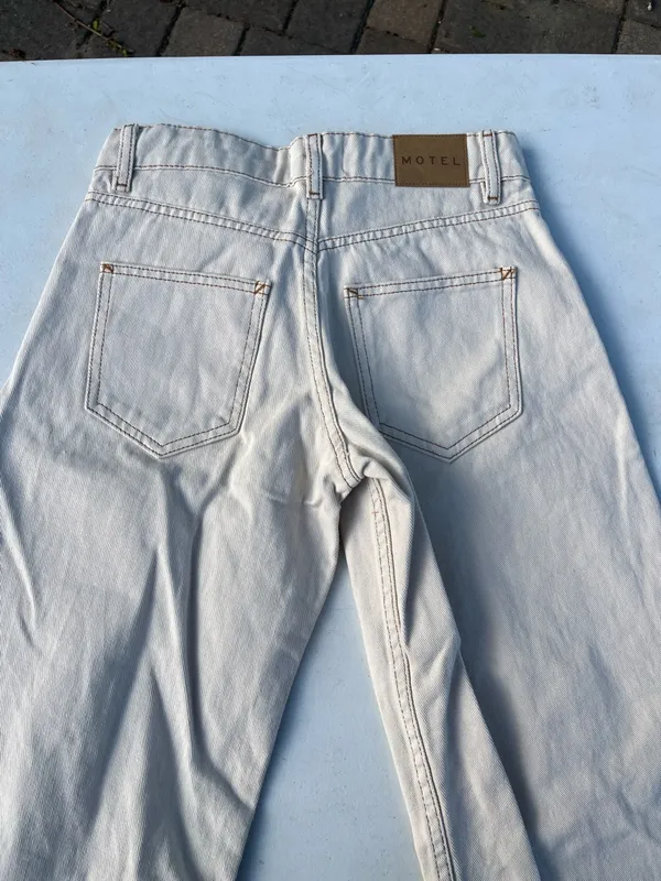 Motel Rocks Wide Leg Jeans in Light Gray - Image 4