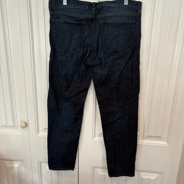 Banana Republic‎ Slim Boyfriend Jeans Size 28 - Image 2