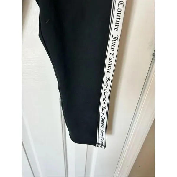 Juicy couture, black Capri legging size large new with tag - Image 2