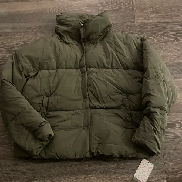 Free People NWT Weekender Olive Green Quilted Puffer Jacket. Size Large - Image 10