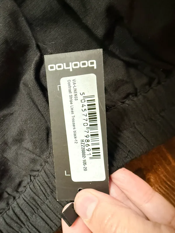 Boohoo black linen pants with white stripe size m - Image 3