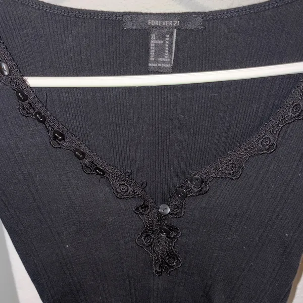 Forever 21 Black Ribbed V-Neck Top - Image 3