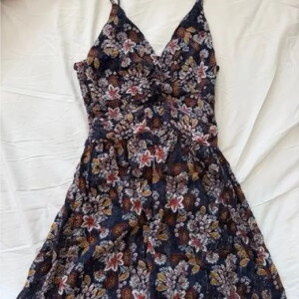 Angie Black Paisley Peekaboo Cut-Out Boho Mini Sundress Medium - Image 5