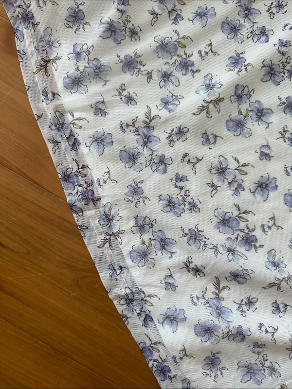 Le lis M/L Set Floral Cream crop top and Midi Skirt - Image 10