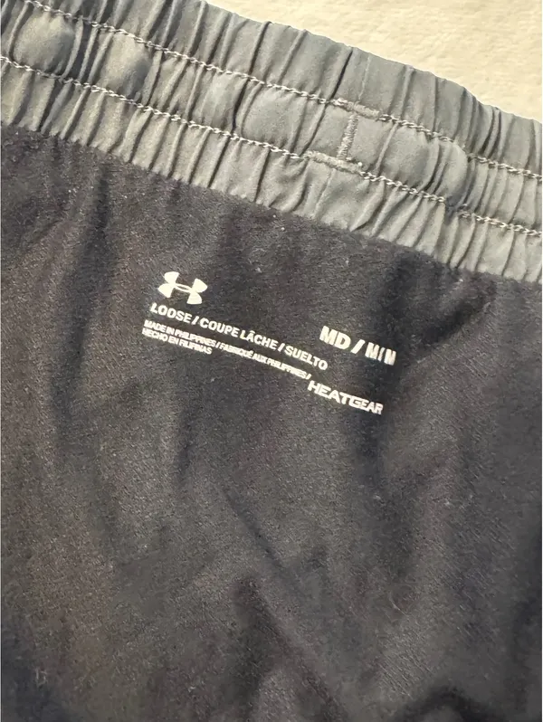 Under Armor Womens Medium Gray Running Shorts Athletic Gym Workout Size M - Image 6