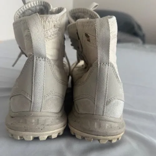 Merrell Womens Antora 3 Thermo Mid Winter Hiking Boots Cream Size 10.5 - Image 3