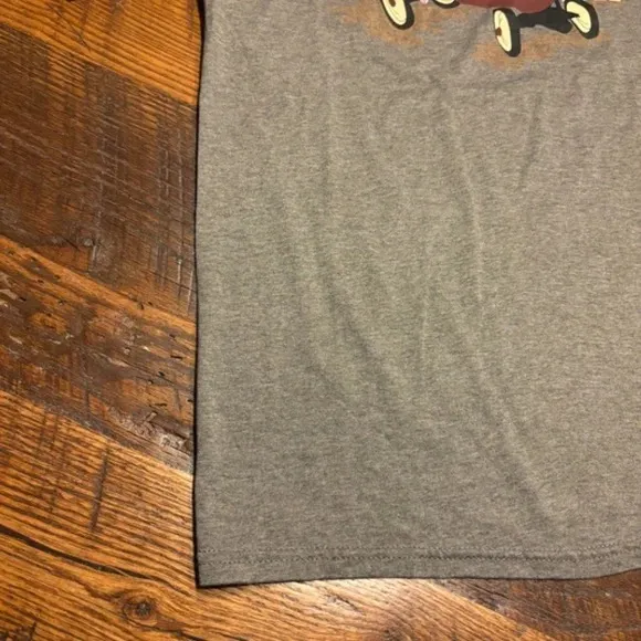 Ladies Small Fall Graphic Tshirt - never worn - Image 5