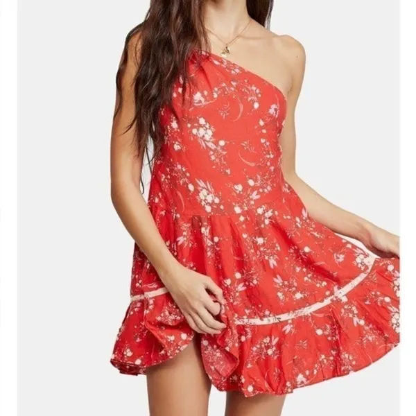 FREE PEOPLE All Mine Red Floral One Shoulder Ruffle Hem Mini Dress Size XS - Image 2