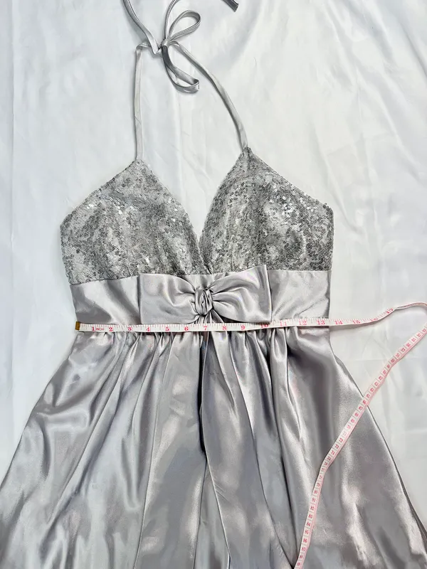 Fiesta Fashion Sparkly Glitter Silver Metallic Deep V Halter Mini Homecoming Dress - S - Image 15