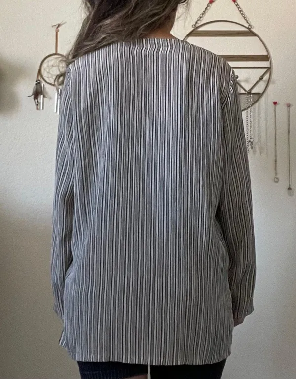 Green And White Button Down Top Multiple - Image 4