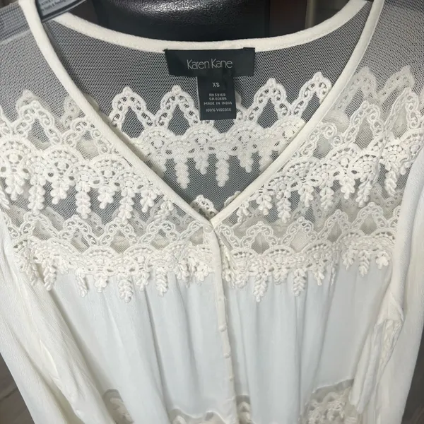 Karen Kane Cream Lace Blouse - Image 3