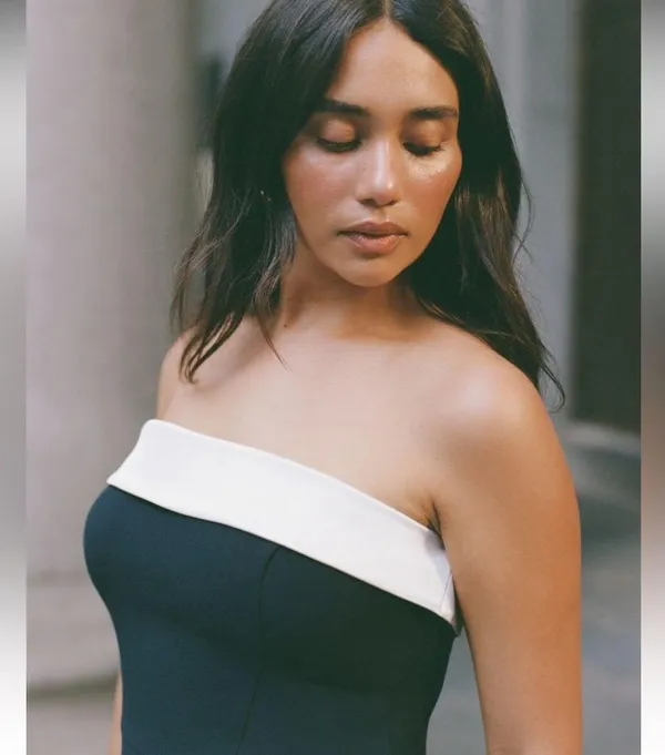 Flattering Strapless Jumpsuit - Image 7