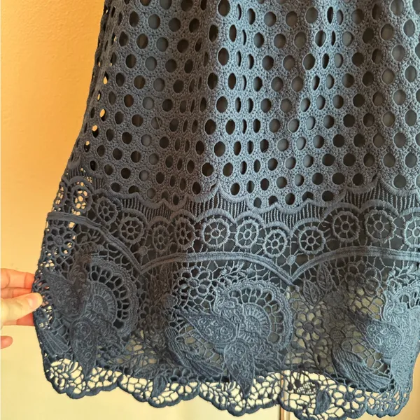 Abercrombie and Fitch Navy Blue Eyelet Criss Cross Back Mini Dress Size Small - Image 5