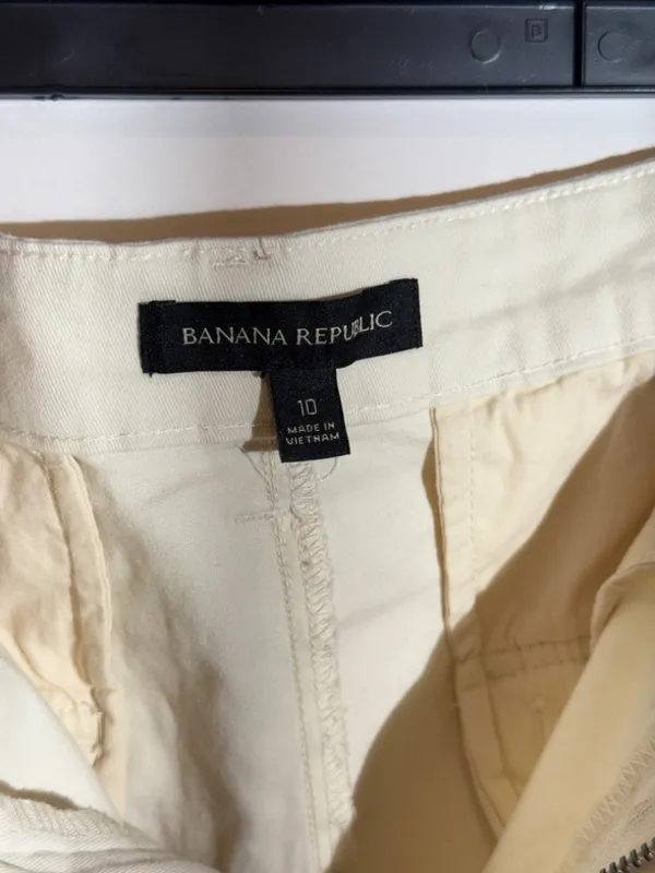 Banana Republic Ivory High Rise Pleated Tailored Bermuda Shorts Size 10 - Image 8