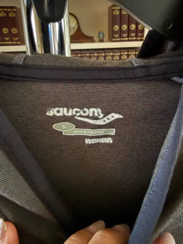 Saucony Daybreak Hoodie - Image 2