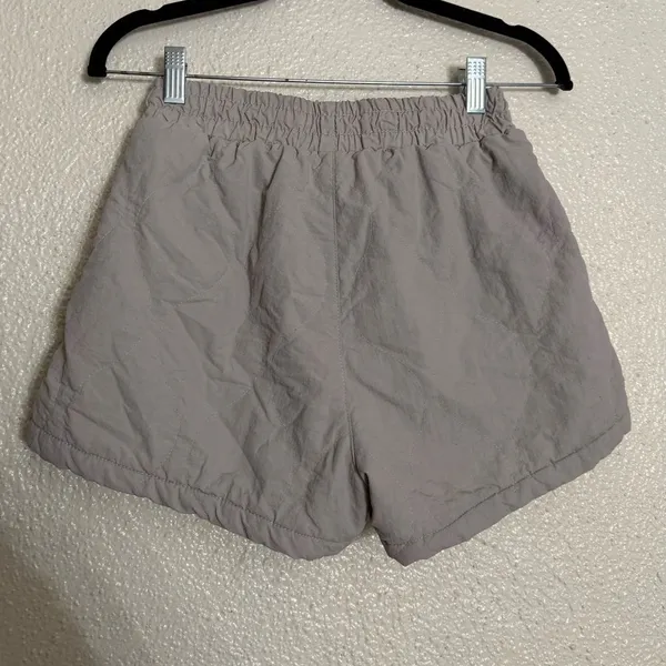 Sacre grey Sand Puffer Outdoor Athletic Athletic quilted Shorts Size XS Gray - Image 2