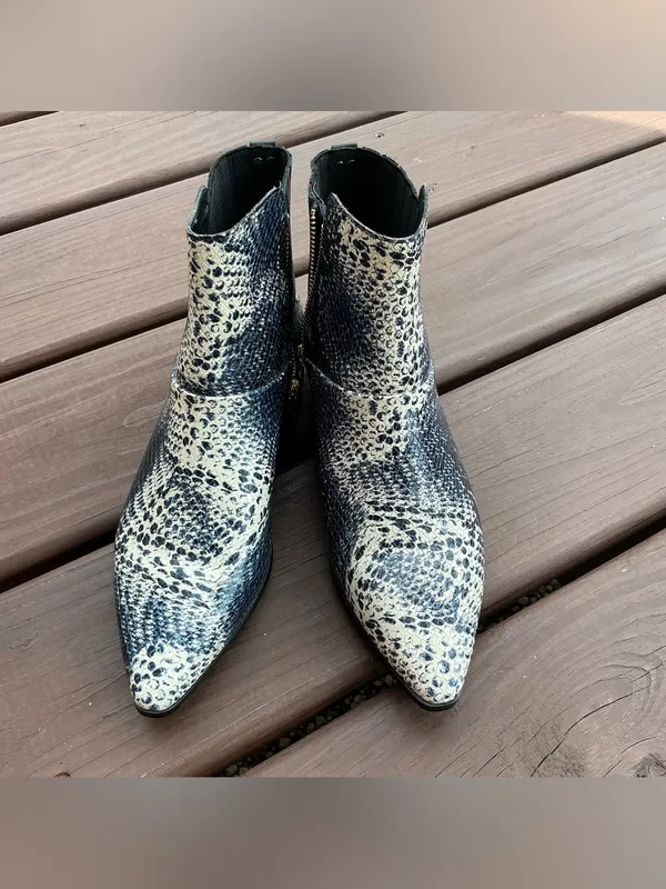 Calvin Klein Snake-Print Pointed Toe Ankle Boots 🪻🪻 - Image 5