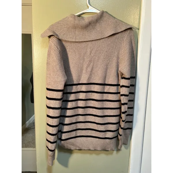 Cyrus Women's Sz Medium Sweater Oversized Collar Tan Black Stripes Henley Button - Image 7