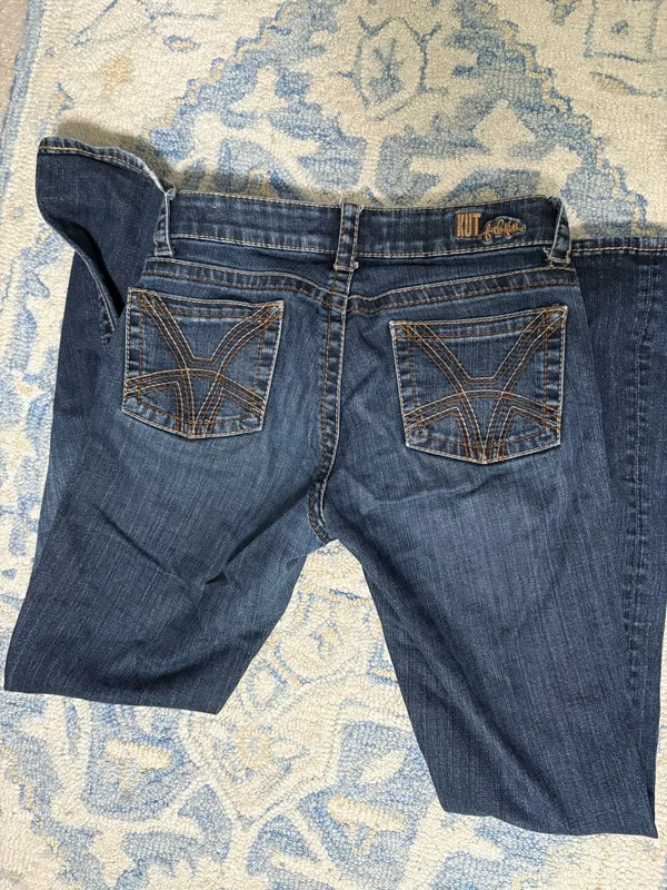 KUT from Kloth Kit low rise jeans - Image 3