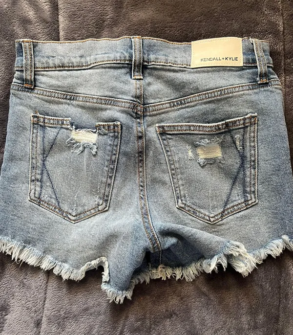 Kendall & Kylie Shorts - Image 3
