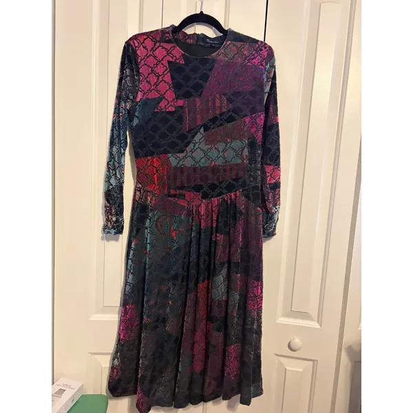 ERMANNA Velvet Patchwork Midi Dress‎ Long Sleeve Zipper Closure Size 44 - Image 2