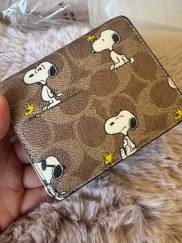 NWT Coach X Peanuts Snap Wallet In Signature Canvas With Snoopy Print CBN32 - Image 8